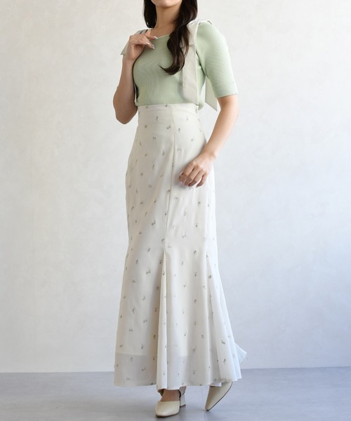 31 Sons de mode(トランテアン ソン ドゥ モード)の「2026春夏新作 ショルダーリボンニット(ニット/セーター・レディース・オフホワイト/イエロー/ネイビー/グリーン・フリ-)」の6枚目の写真