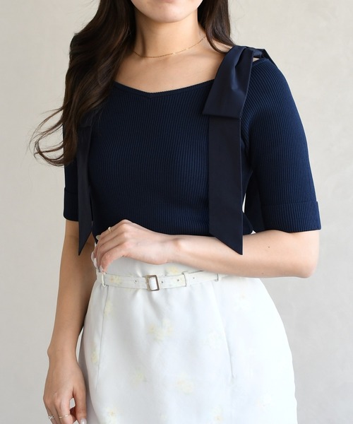 31 Sons de mode(トランテアン ソン ドゥ モード)の「2026春夏新作 ショルダーリボンニット(ニット/セーター・レディース・オフホワイト/イエロー/ネイビー/グリーン・フリ-)」の19枚目の写真