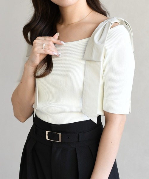 31 Sons de mode(トランテアン ソン ドゥ モード)の「2026春夏新作 ショルダーリボンニット(ニット/セーター・レディース・オフホワイト/イエロー/ネイビー/グリーン・フリ-)」の22枚目の写真