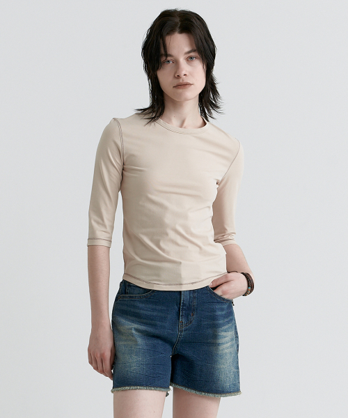 MAGOODGAN(メックウッドガン)の「ルディア 3657 ベーシック 7部袖 スリムフィット ベージュTシャツ(Tシャツ/カットソー・レディース・その他・SMALL/MEDIUM)」の3枚目の写真