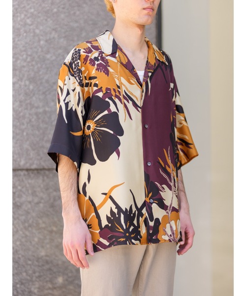 Banana Republic(バナナリパブリック)の「スタンダードフィット シルク リゾート シャツ(シャツ/ブラウス・メンズ・ラベンダー/バーガンディー・XL/M/S/L)」の3枚目の写真
