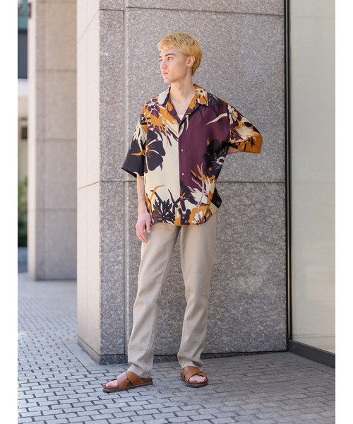 Banana Republic(バナナリパブリック)の「スタンダードフィット シルク リゾート シャツ(シャツ/ブラウス・メンズ・ラベンダー/バーガンディー・XL/M/S/L)」の4枚目の写真