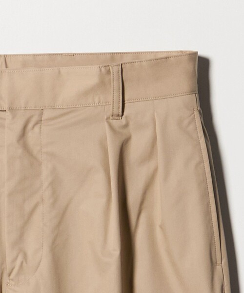 UNITED ARROWS(ユナイテッドアローズ)の「スムース タイプライター 2プリーツ リラックス トラウザース(スラックス・メンズ・ベージュ/ブラック/ダークブラウン・M/S/XL/L)」の10枚目の写真