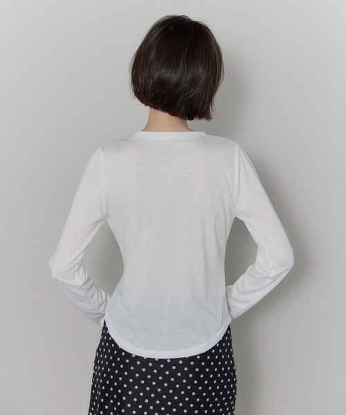 leimn（レイムン）の「アシンメトリーシャーリングボタンシアートップス（Tシャツ/カットソー・レディース・レッド/ピンク/ホワイト/ブラック・FREE）」の14枚目の写真