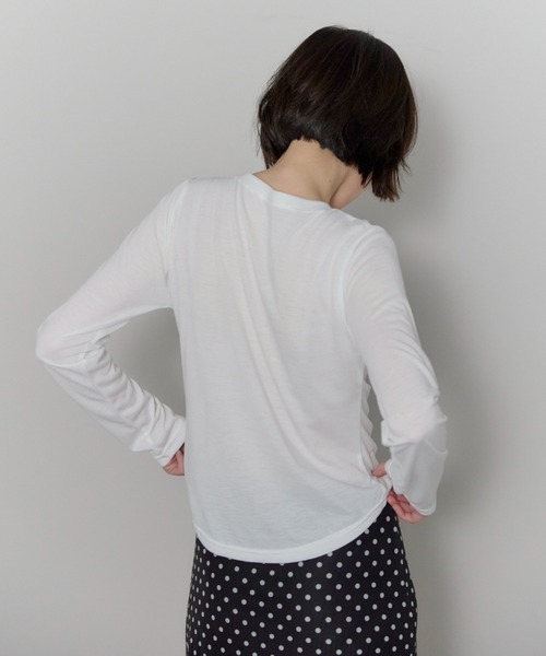 leimn（レイムン）の「アシンメトリーシャーリングボタンシアートップス（Tシャツ/カットソー・レディース・レッド/ピンク/ホワイト/ブラック・FREE）」の15枚目の写真