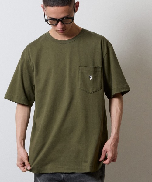 NUMBER (N)INE(ナンバーナイン)の「PREMIUM COTTON CURVED HEM POCKET T-SHIRT / プレミアム コットン カーブド ヘム ワンポイント ロゴ刺繍 クルーネック ポケット Tシャツ(Tシャツ/カットソー・メンズ・グレー/オリーブ/ブラック/ホワイト・4/3/2)」の4枚目の写真