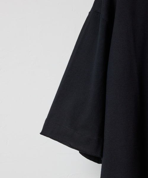 NUMBER (N)INE(ナンバーナイン)の「PREMIUM COTTON CURVED HEM POCKET T-SHIRT / プレミアム コットン カーブド ヘム ワンポイント ロゴ刺繍 クルーネック ポケット Tシャツ(Tシャツ/カットソー・メンズ・グレー/オリーブ/ブラック/ホワイト・4/3/2)」の14枚目の写真