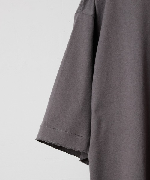 NUMBER (N)INE(ナンバーナイン)の「PREMIUM COTTON CURVED HEM POCKET T-SHIRT / プレミアム コットン カーブド ヘム ワンポイント ロゴ刺繍 クルーネック ポケット Tシャツ(Tシャツ/カットソー・メンズ・グレー/オリーブ/ブラック/ホワイト・4/3/2)」の20枚目の写真