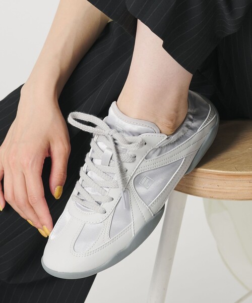 FILA(フィラ)の「<FILA>GLIO スニーカー(スニーカー・レディース・ナチュラル/シルバー・24.5cm/24cm/23.5cm/23cm/25cm)」の9枚目の写真