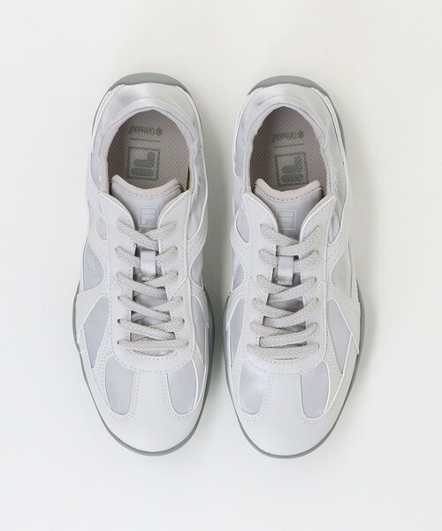 FILA(フィラ)の「<FILA>GLIO スニーカー(スニーカー・レディース・ナチュラル/シルバー・24.5cm/24cm/23.5cm/23cm/25cm)」の14枚目の写真