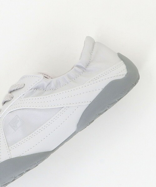 FILA(フィラ)の「<FILA>GLIO スニーカー(スニーカー・レディース・ナチュラル/シルバー・24.5cm/24cm/23.5cm/23cm/25cm)」の20枚目の写真