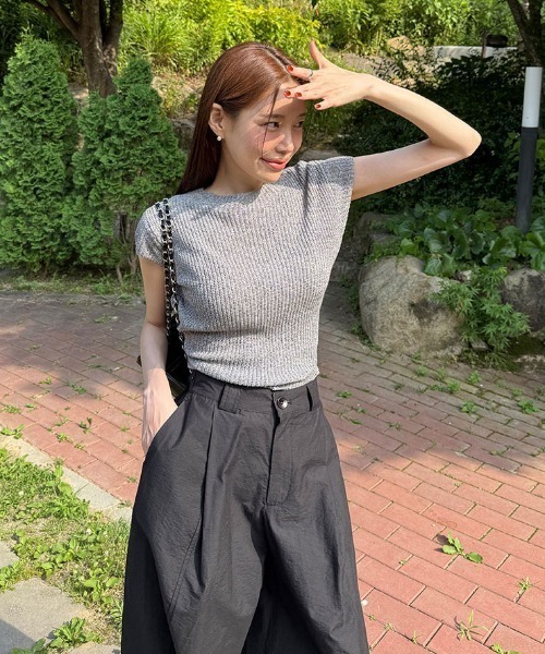 FAVORITO(ファヴォリート)の「バックリボンニットトップス(ニット/セーター・レディース・ブラック/グレー・F)」の17枚目の写真