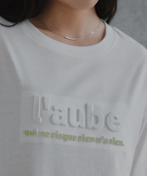 slattgir(スラットジール)の「高身長 エンボス加工プリントTシャツ(接触冷感)(トールサイズ)Essenave(Tシャツ/カットソー・レディース・オフホワイト/ブラック・TM/TL/TLL/T3L)」の11枚目の写真