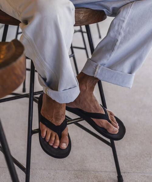 Firsthand(ファーストハンド)の「Indosole/インドソール EASY LIVING Flip Flops / イージー リビング フリップ(サンダル・メンズ・グレー/ブルー/ブラウン/ブルーグリーン/ブラック/オレンジ/ベージュ/グリーン・9/8.5/8)」の1枚目の写真