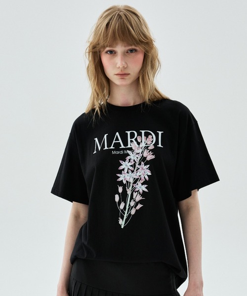 Mardi Mercredi(マルディメクルディ)の「TSHIRT LILIES & ROSES / Tシャツ リリー & ローズ(Tシャツ/カットソー・レディース・ブラック/ブラック×ピンク/ブラック×ブルー/アイボリー系1/ホワイト/アイボリー系2/ホワイト×イエロー/クリーム・FREE)」の5枚目の写真
