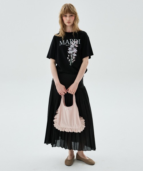 Mardi Mercredi(マルディメクルディ)の「TSHIRT LILIES & ROSES / Tシャツ リリー & ローズ(Tシャツ/カットソー・レディース・ブラック/ブラック×ピンク/ブラック×ブルー/アイボリー系1/ホワイト/アイボリー系2/ホワイト×イエロー/クリーム・FREE)」の21枚目の写真