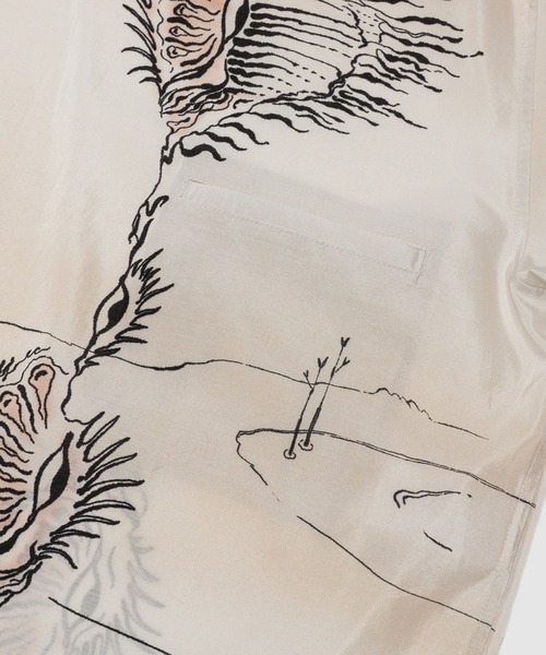 LEMAIRE（ルメール）の「BUTTON NECK TOP（Tシャツ/カットソー・メンズ・ホワイト・S/M）」の6枚目の写真