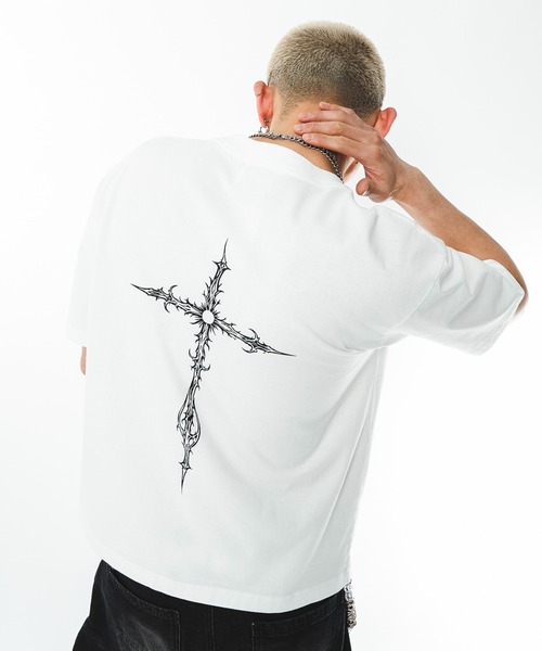 SHORT ROUND(ショートラウンド)の「SHORT ROUND/【26年春夏新作】コールドダイモチーフグラフィックT(Tシャツ/カットソー・メンズ・ブラック系その他/ホワイト・MEDIUM/LARGE)」の3枚目の写真