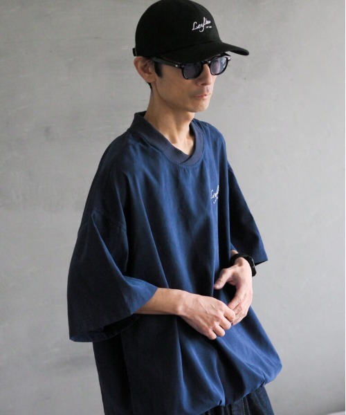 ARCHIVER(アーカイバ)の「【Bz】【Leyline】Premium Suede tee / スウェードタッチ 裾リブ オーバーサイズTシャツ(Tシャツ/カットソー・メンズ・ネイビー/グリーン・MEDIUM/LARGE/X-LARGE)」の5枚目の写真