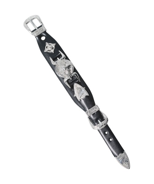 TOGA PULLA(トーガ プルラ)の「【TOGA TOO/トーガトゥー】Double buckle concho bangle/ダブルバックルコンチョバングル(バングル/リストバンド・レディース・ブラック/グリーン・FREE)」の3枚目の写真
