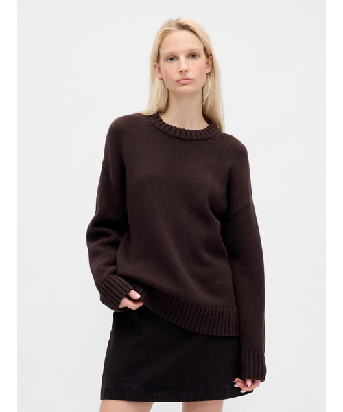 GAP(ギャップ)の「コットン100% オーバーサイズセーター(ニット/セーター・レディース・アイボリー/グリーン系その他/ブラウン系その他2/ブラック/ベージュ/ベージュ系その他/ブラウン・L/M/XS/S/XL/XXS)」の4枚目の写真