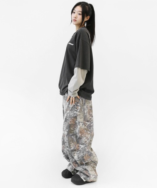 minsobi(ミンソビ)の「フォレストモチーフ柄 カーブシルエット ボリュームワイドパンツ(チノパンツ・メンズ・グレー/カーキブラウン・FREE)」の22枚目の写真
