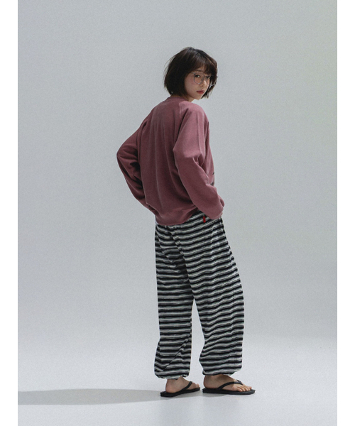 ANNEHEARTS(アンハーツ)の「Striped Easy Lounge Pants_BLACK(スウェットパンツ・レディース・その他・SMALL/MEDIUM)」の5枚目の写真