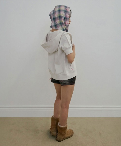 SCULPTOR(スカルプター)の「Miss Grumpy Zip-Up Hoodie(パーカー・レディース・チャコールグレー/ホワイト/ピンク・LARGE/SMALL/MEDIUM)」の5枚目の写真