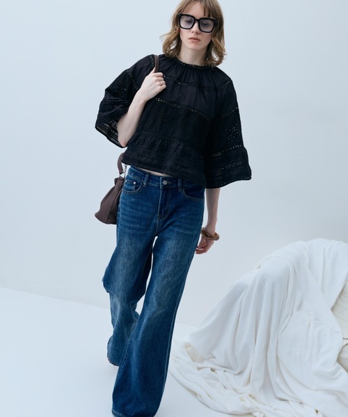 flaeu(フラユ)の「Semi Flare Denim(デニムパンツ・レディース・ブルー・SMALL/MEDIUM)」の6枚目の写真