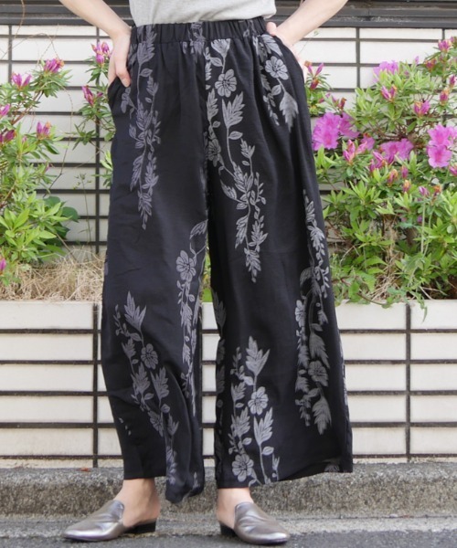 DISKEEN SURE(ディスキーンシュアー)の「【サラっと軽やか】ボタニカル柄 ワイドパンツ(その他パンツ・レディース・カーキ/ホワイト/レッド/グレー/ブラック/ブラウン・FREE)」の19枚目の写真