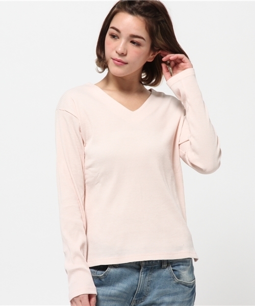 Chico（チコ）の「【who's who Chico】　テレコVネックプルオーバー（Tシャツ/カットソー・レディース・ライトブルー/ピンクベージュ/グレー/ネイビー/アイボリー・FREE）」の5枚目の写真