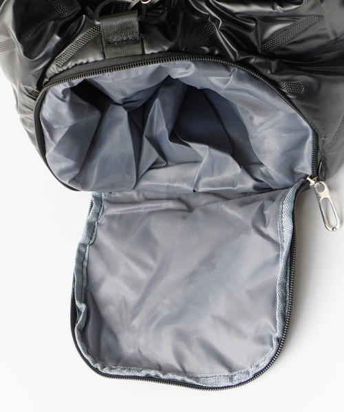Chick(チック)の「【2WAY】【A4サイズ対応】2-Way Shoulder Boston Bag / 2WAY ショルダーボストンバッグ ショルダー取り外し可能 y2k 韓国系 レディース 秋 秋服 2026年秋冬(ショルダーバッグ・レディース・ホワイト/ブラック/シルバー・FREE)」の7枚目の写真