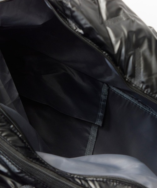Chick(チック)の「【2WAY】【A4サイズ対応】2-Way Shoulder Boston Bag / 2WAY ショルダーボストンバッグ ショルダー取り外し可能 y2k 韓国系 レディース 秋 秋服 2026年秋冬(ショルダーバッグ・レディース・ホワイト/ブラック/シルバー・FREE)」の8枚目の写真