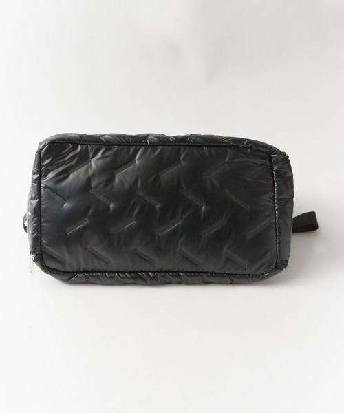 Chick(チック)の「【2WAY】【A4サイズ対応】2-Way Shoulder Boston Bag / 2WAY ショルダーボストンバッグ ショルダー取り外し可能 y2k 韓国系 レディース 秋 秋服 2026年秋冬(ショルダーバッグ・レディース・ホワイト/ブラック/シルバー・FREE)」の4枚目の写真