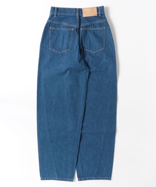 Maison Kitsune(メゾンキツネ)の「TAPERED JEANS(デニムパンツ・レディース・ブルー系その他・26/25/24)」の6枚目の写真