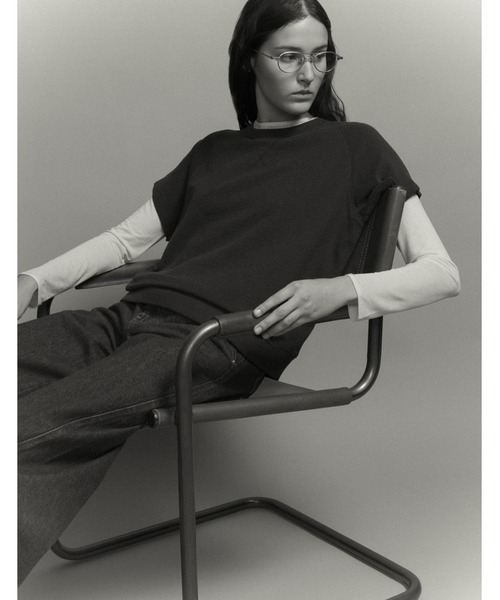 Maison Kitsune(メゾンキツネ)の「TAPERED JEANS(デニムパンツ・レディース・ブルー系その他・26/25/24)」の5枚目の写真