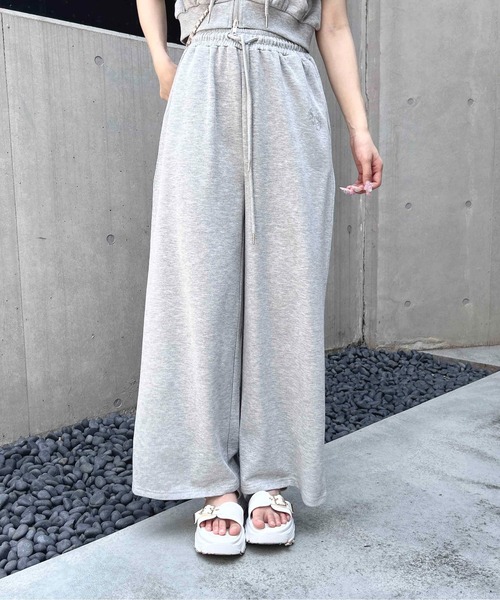 INGNI(イング)の「ラメスウェットジップパーカー+パンツ/セットアップ(セットアップ・レディース・グレー/ブラック/ライトピンク・M)」の15枚目の写真