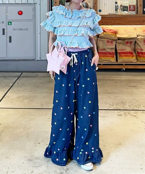 HELLO.SANFRANCISCO(ハローサンフランシスコ)の「【HELLO.SANFRANCISCO/ハローサンフランシスコ】裾フリル星柄刺繍デニム(デニムパンツ・レディース・サックスブルー/ブルー・MEDIUM/SMALL)」の6枚目の写真