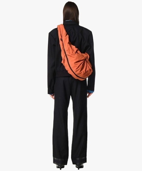 Cote&Ciel(コートエシエル)の「【cote&ciel/コートエシエル】 PO Smooth TERRACOTTA / 2WAY ショルダーバッグ ベスト(ショルダーバッグ・メンズ・テラコッタ・FREE)」の2枚目の写真
