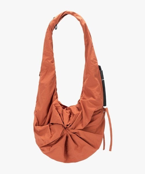 Cote&Ciel(コートエシエル)の「【cote&ciel/コートエシエル】 PO Smooth TERRACOTTA / 2WAY ショルダーバッグ ベスト(ショルダーバッグ・メンズ・テラコッタ・FREE)」の10枚目の写真