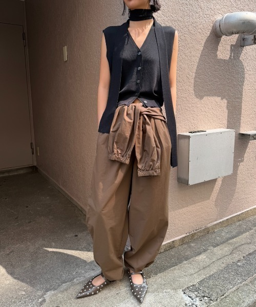 AIC.(エーアイシー)の「スリーブデザインドローストリングパンツ(その他パンツ・レディース・ブラウン/ネイビー/ブラック・FREE)」の8枚目の写真
