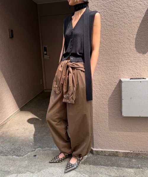 AIC.(エーアイシー)の「スリーブデザインドローストリングパンツ(その他パンツ・レディース・ブラウン/ネイビー/ブラック・FREE)」の11枚目の写真
