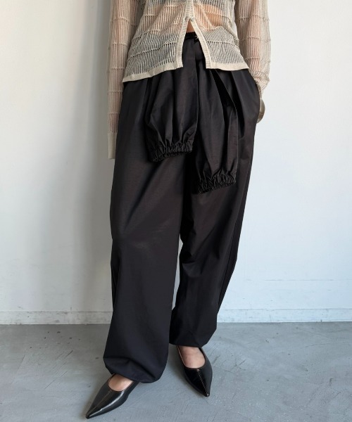 AIC.(エーアイシー)の「スリーブデザインドローストリングパンツ(その他パンツ・レディース・ブラウン/ネイビー/ブラック・FREE)」の4枚目の写真