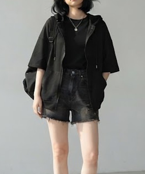 Songe(ソンジュ)の「ジップアップ半袖パーカー(パーカー・レディース・ブラック/グレー/ライトグレー・M/L/LL)」の10枚目の写真