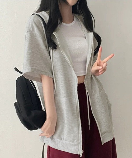 Songe(ソンジュ)の「ジップアップ半袖パーカー(パーカー・レディース・ブラック/グレー/ライトグレー・M/L/LL)」の21枚目の写真