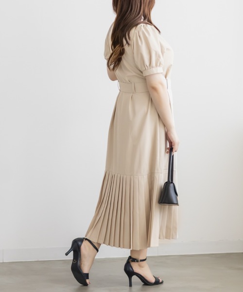 CLETTE(クレット)の「裾プリーツトレンチワンピース(ワンピース・レディース・ラベンダー/ライトベージュ/ネイビー・4L/LL/3L)」の12枚目の写真