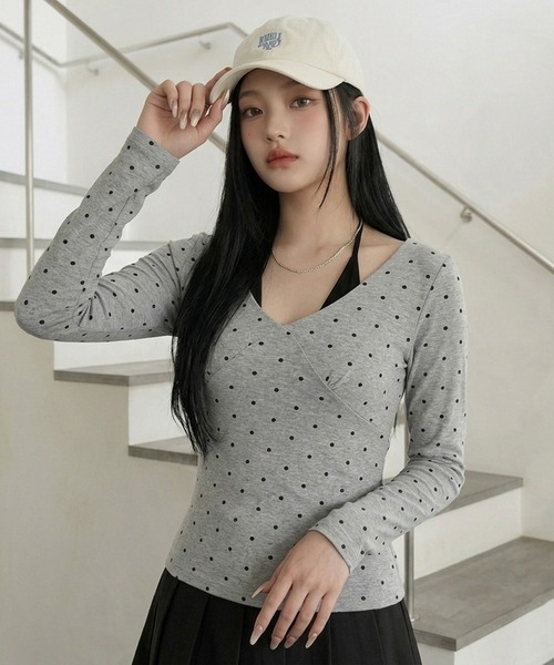 non-hedge(ノンヘッジ)の「ドット柄アンサンブル風ロンT(Tシャツ/カットソー・レディース・グレー/ブラック/オフホワイト・FREE)」の14枚目の写真