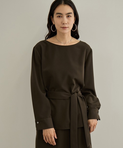 SALON adam et rope'(サロン アダム エ ロペ)の「【WEB限定】マットサテン2WAYプルオーバー / イージーケア・セットアップ対応(シャツ/ブラウス・レディース・ブラウン/ブラック・FREE)」の6枚目の写真