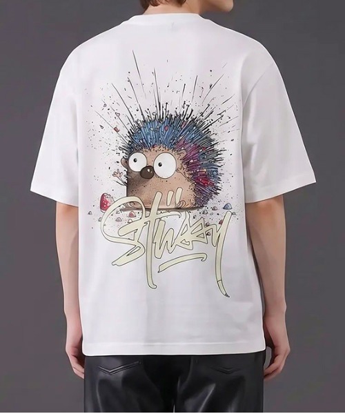 revertical(リバーティカル)の「ハリネズミ キャラクター アートグラフィック バックプリント 半袖Tシャツ(Tシャツ/カットソー・メンズ・ブラック/ホワイト・MEDIUM/LARGE)」の3枚目の写真