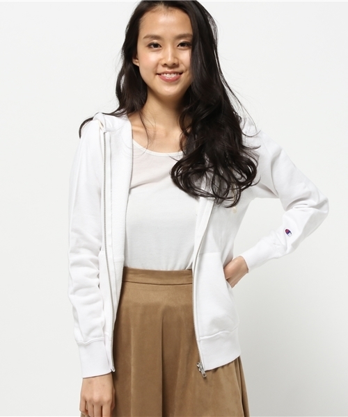 Champion（チャンピオン）の「【Champion】ジップアップパーカー（パーカー・レディース・ブラック/グレー/オリーブ/ネイビー/ホワイト/ベージュ・MEDIUM/LARGE/SMALL）」の2枚目の写真